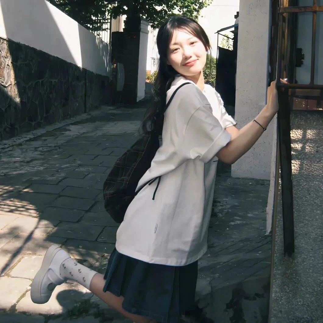阳光下游
